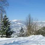 Ruhige In Feld Am By Interhome פלד אם סי